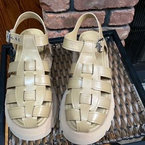 3.1 Phillip Lim
Kate Lug Sole Fisherman Sandals